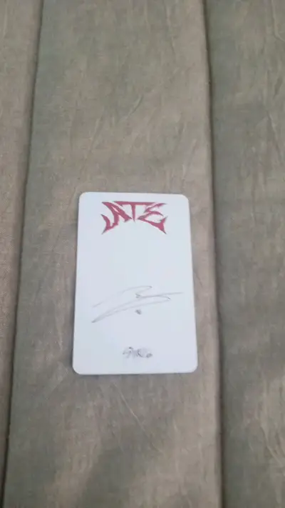 Tarjeta coleccionable de artista musical - miniatura 2