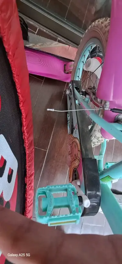 Bicicleta infantil oxford Barbie rosa y celeste - miniatura 6