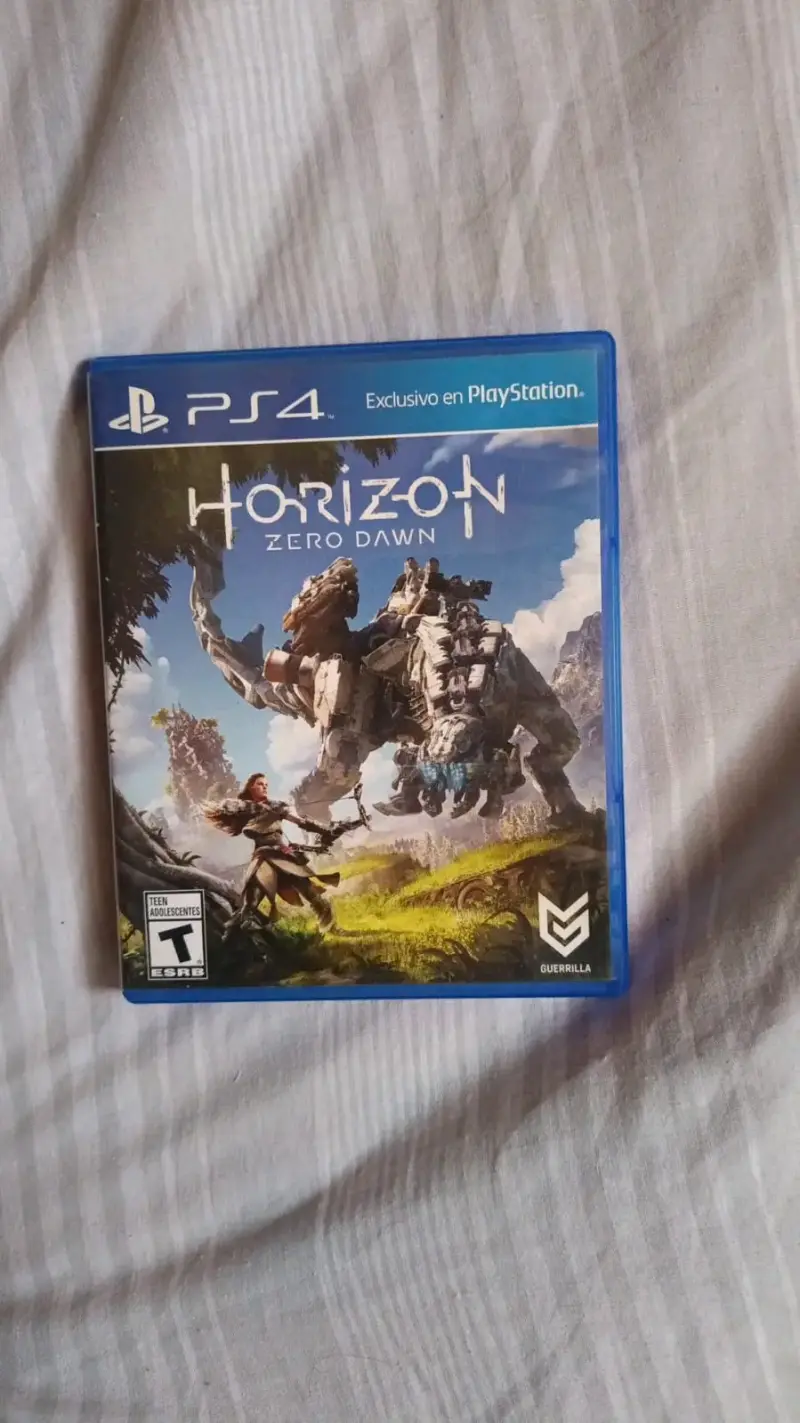 Lote de Juegos PS4: Uncharted 4, Overwatch, Horizon Zero Dawn - 1