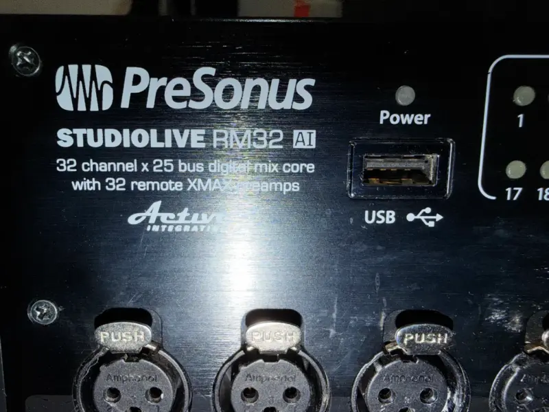 Consola Digital PreSonus StudioLive RM32 AI - 2