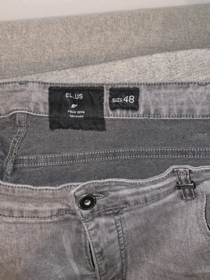 Jeans grises de mezclilla para hombre talla 48 - 3
