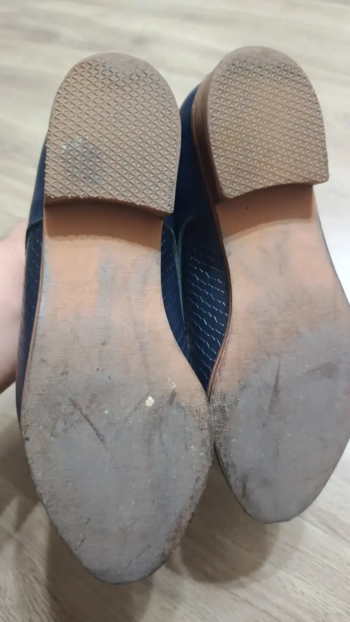 Zapatos de vestir azul marino con textura - 3