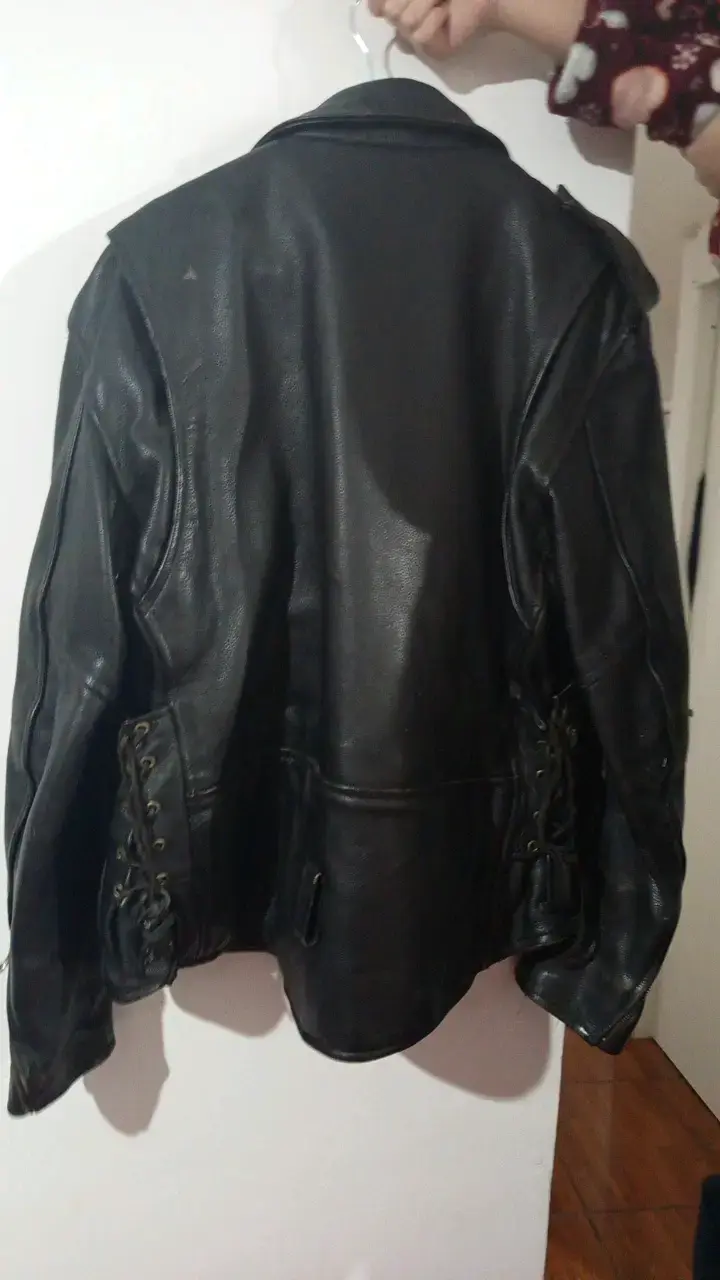 Chaqueta de cuero negra estilo motociclista - 2