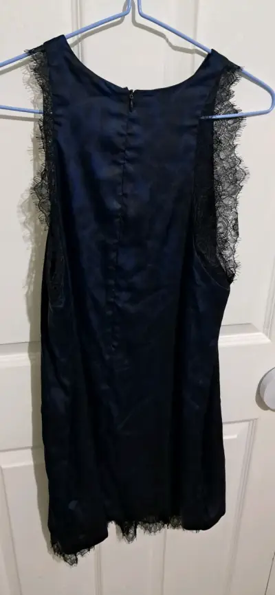 Vestido animal print con encaje Zara - miniatura 2