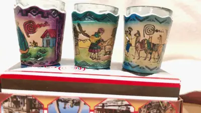 Set de vasos decorativos pintados a mano - miniatura 4