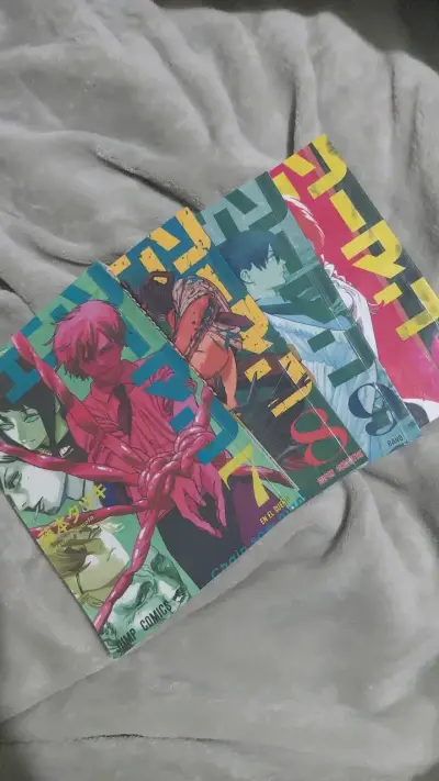 Colección de mangas Chainsaw Man volúmenes 7-9 - miniatura 1