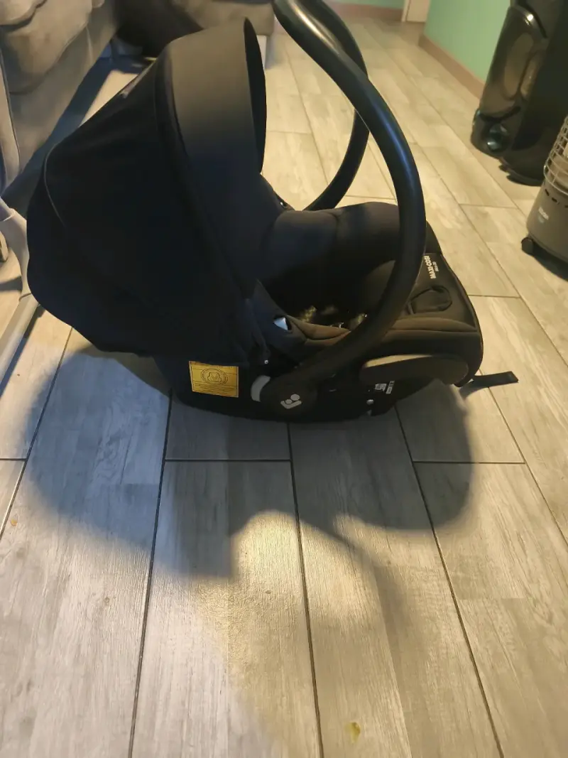 Silla de Auto Maxi-Cosi Mico 30 Negra - 2