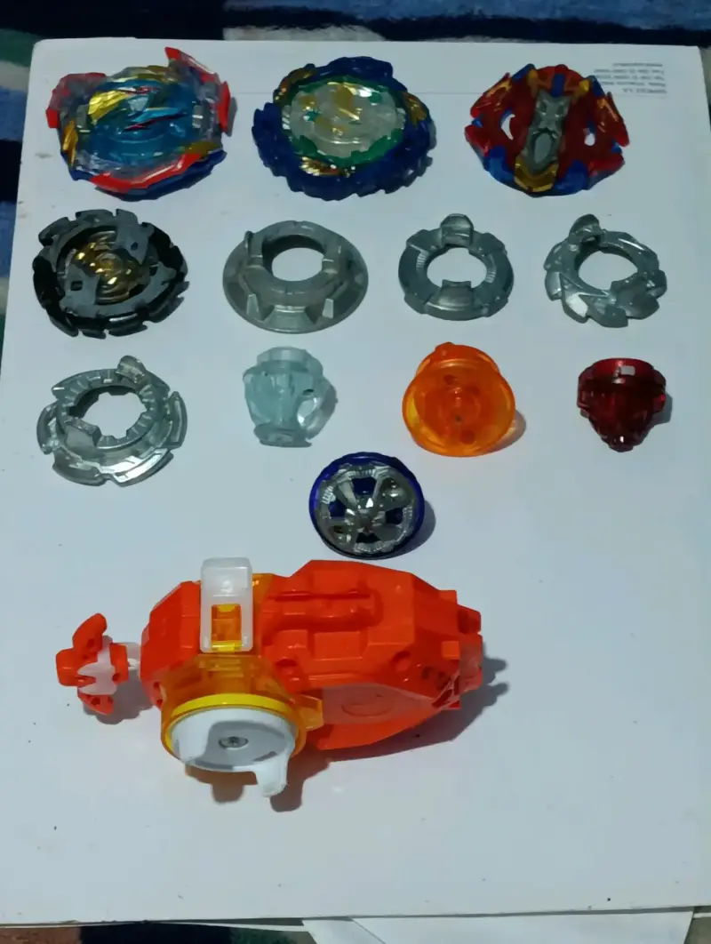 Set de Batalla Beyblade con Estadio y Piezas - 2