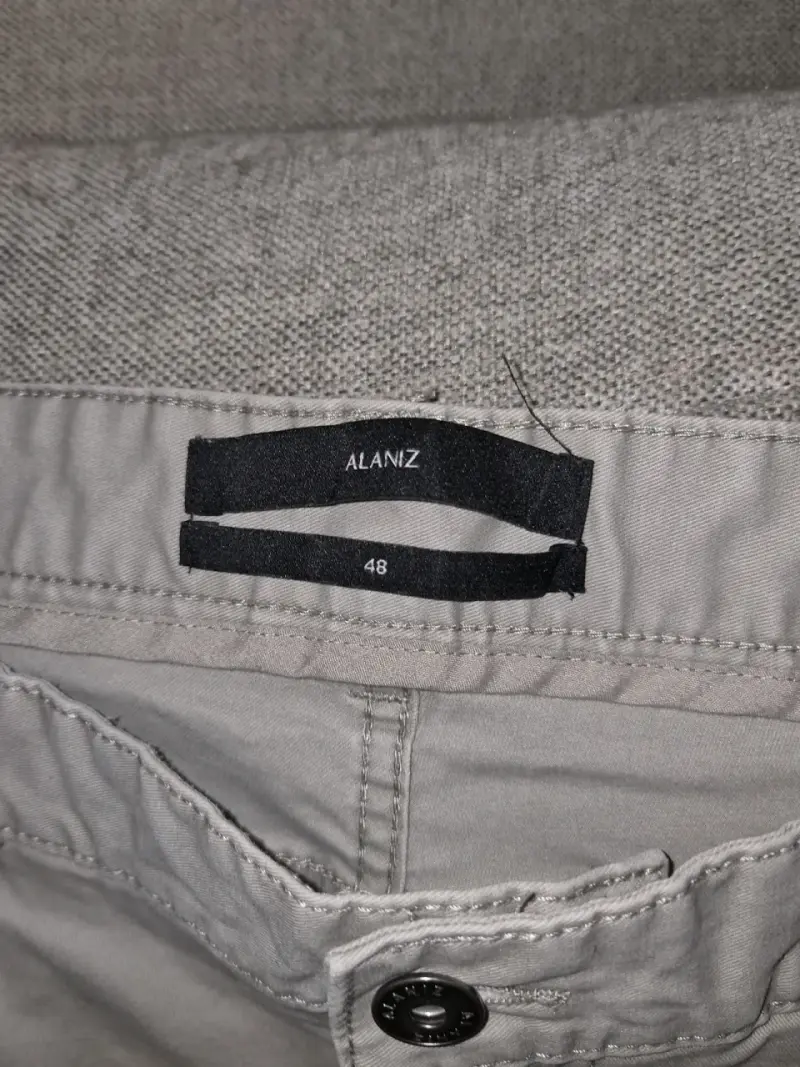 Pantalones beige Alaniz talla 48 - 3