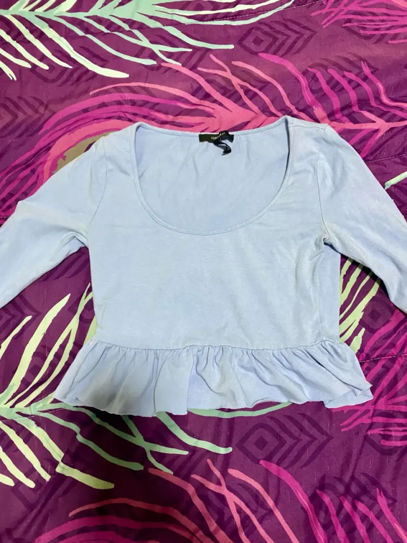 Blusa azul con volantes Forever 21, Talla S - 2