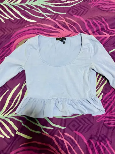 Blusa azul con volantes Forever 21, Talla S - miniatura 2
