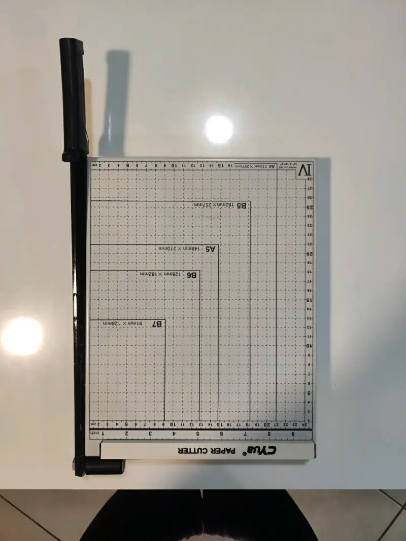 Cortadora de Papel Manual CYMA A4