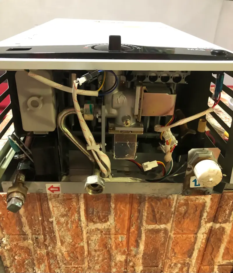 Calefón a gas Splendid 10 litros automático - 2
