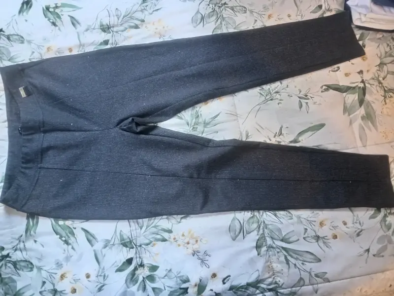 Pantalones de vestir grises para mujer