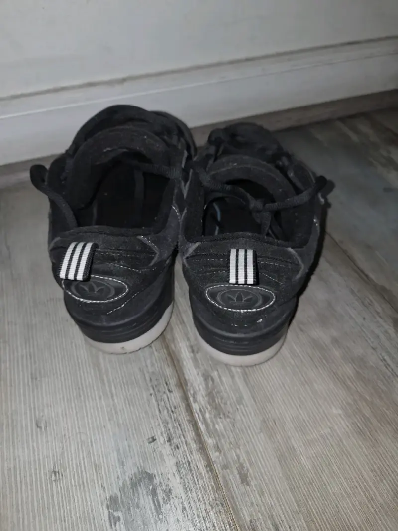 Adi2000 negras Adidas clásicas en buen estado - 3