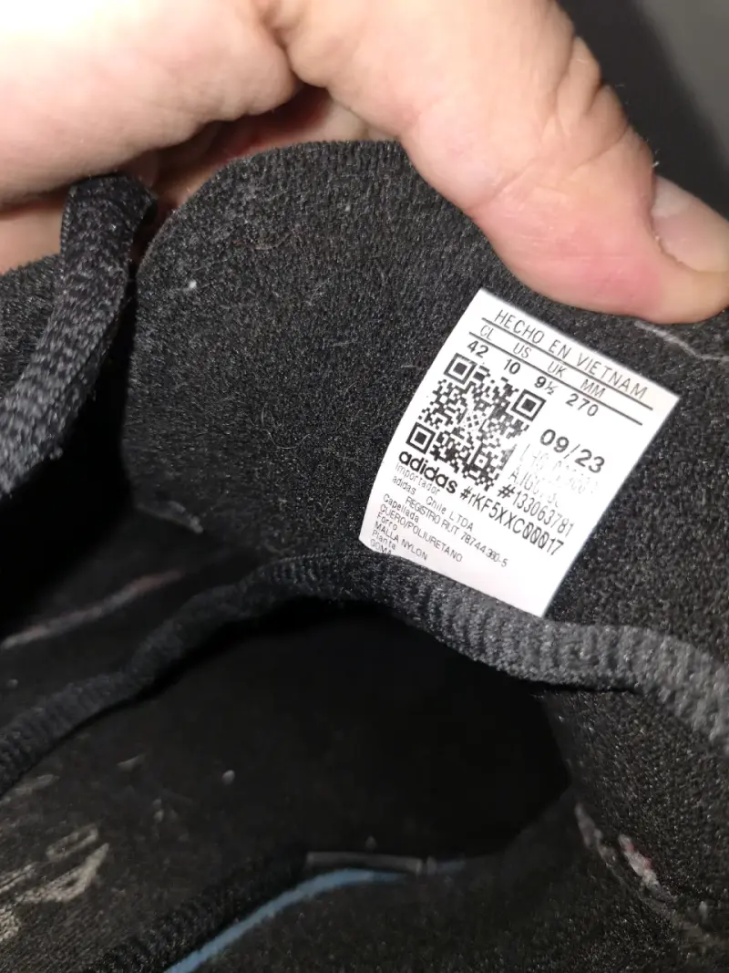 Adi2000 negras Adidas clásicas en buen estado - 5