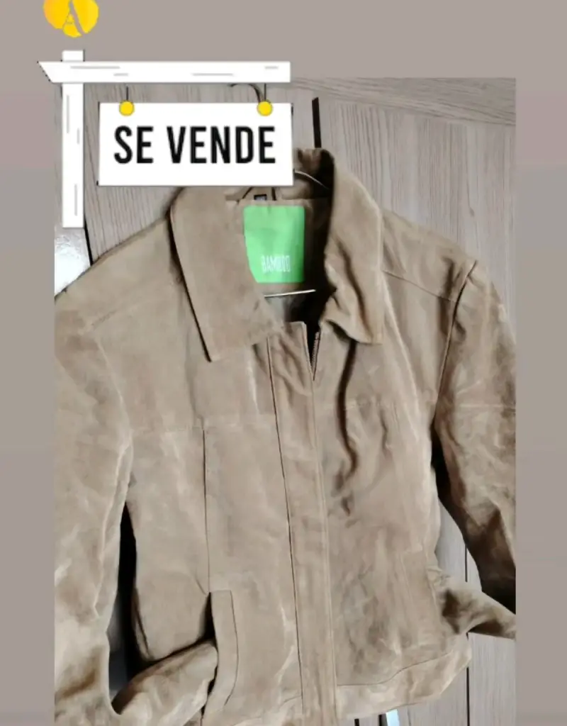 Chaqueta de cuero beige para mujer