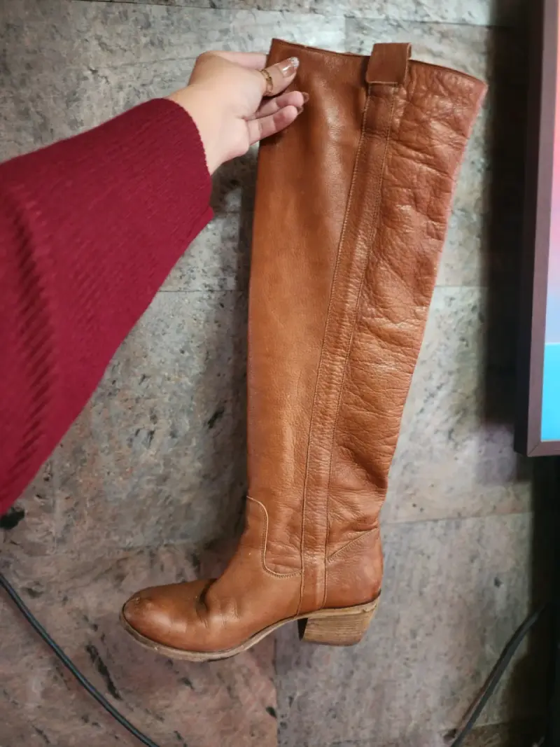 Botas largas de cuero marrón para mujer - 1