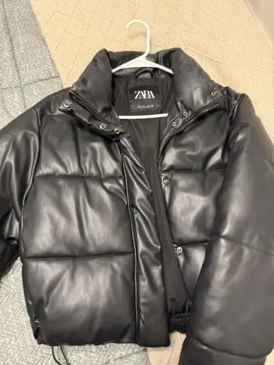 Chaqueta acolchada negra Zara para mujer - miniatura 3