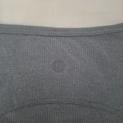 Polera Lululemon - miniatura 3