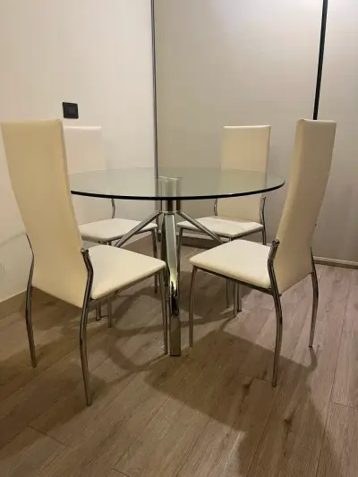 Juego de comedor redondo de vidrio con sillas bla - miniatura 1