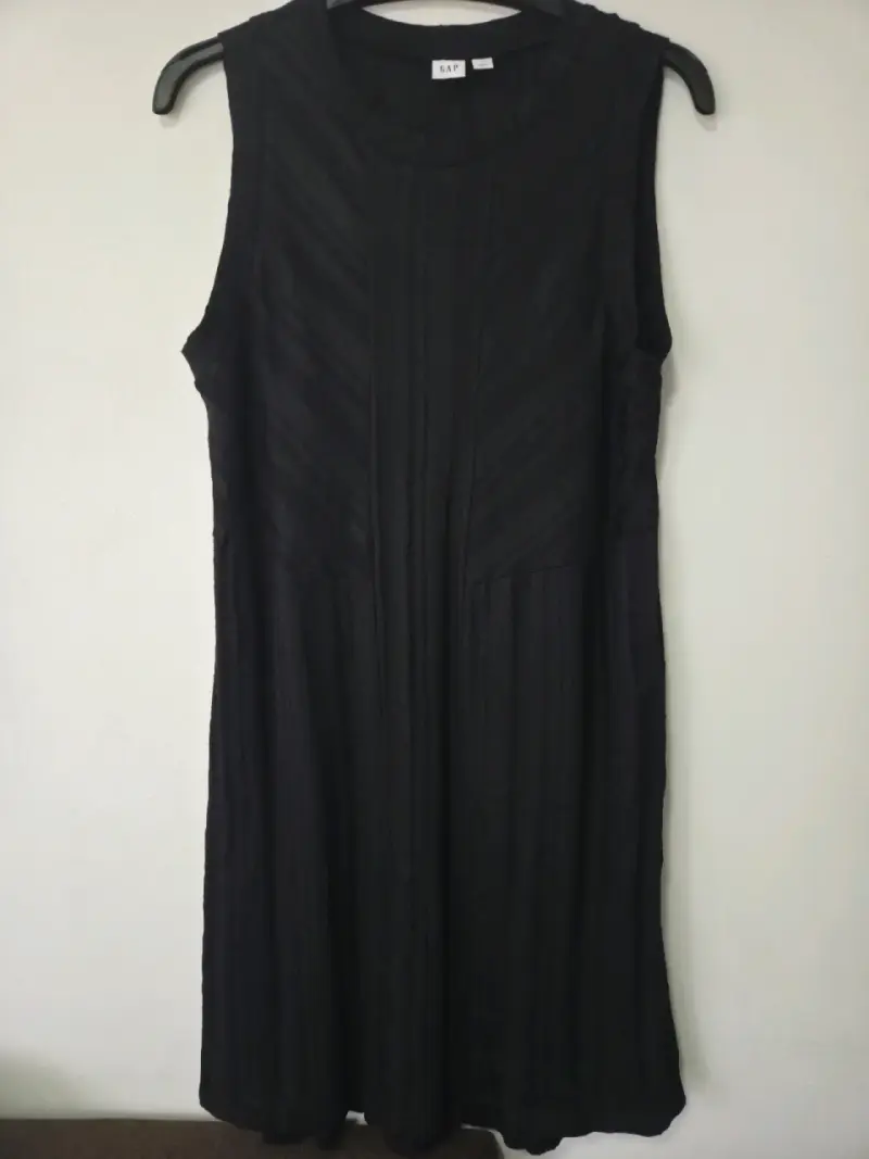 Vestido negro sin mangas GAP L - 1