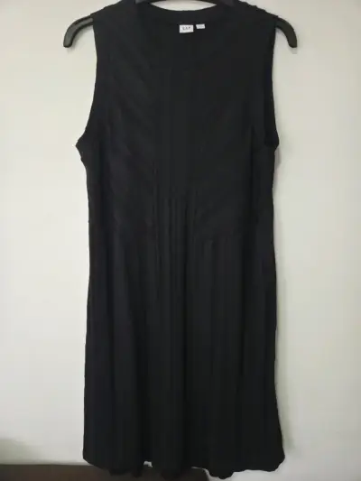 Vestido negro sin mangas GAP L - miniatura 1