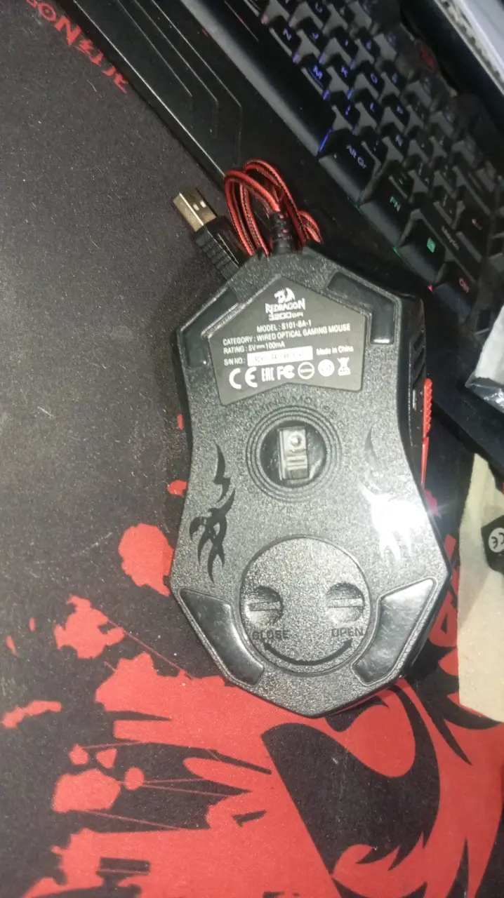 Mouse gamer Redragon M601 con cable trenzado - 3