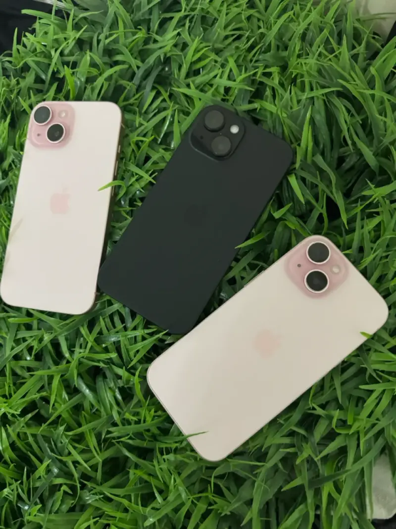 iPhone 15 en buen estado, varios colores