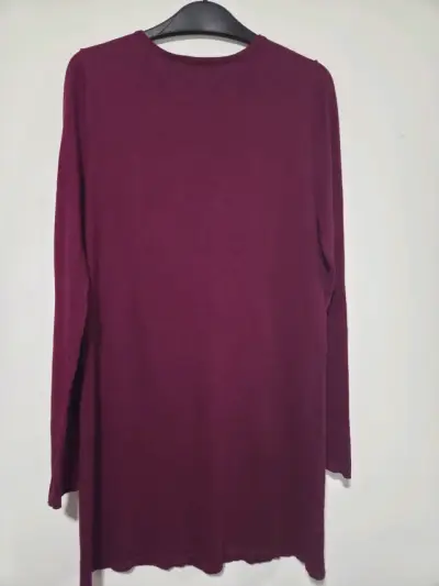 Vestido burdeos Forever 21 con detalle cruzado - miniatura 4