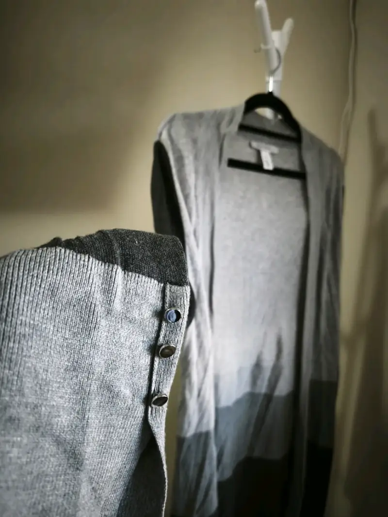 Cárdigan largo gris White House Black Market - 3