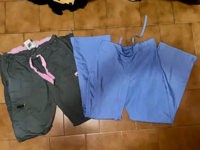 uniformes médicos Tallas S y XS - miniatura 4