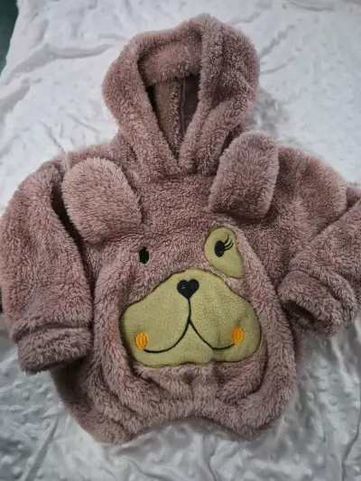 Conjunto de bebé peludo con capucha de oso - miniatura 2