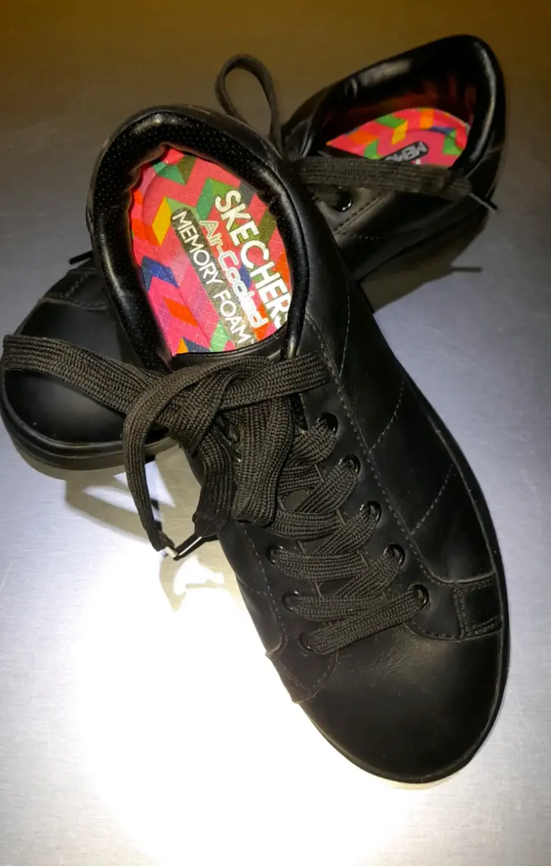 Zapatillas negras Skechers con Memory Foam - 4