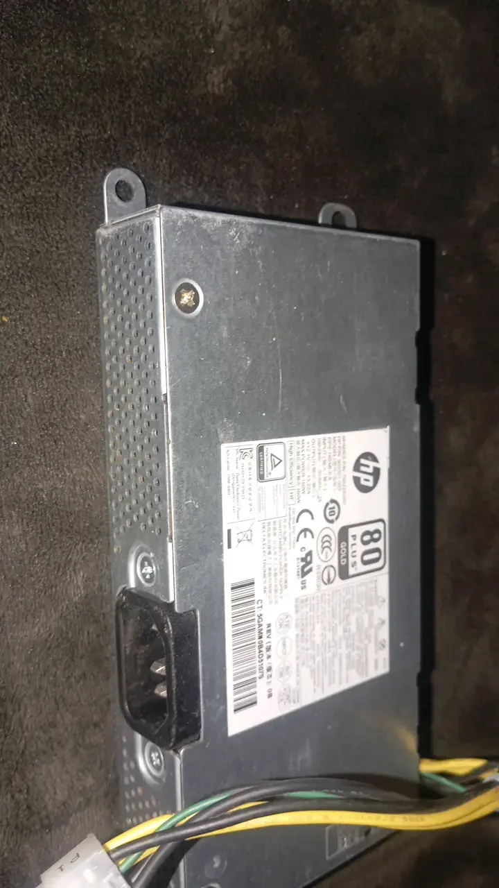 Fuente de poder HP 80 Plus Gold
