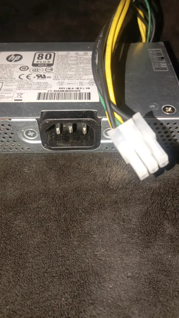Fuente de poder HP 80 Plus Gold - 2
