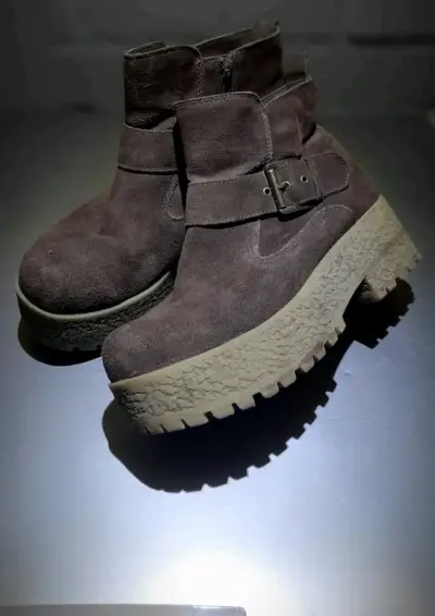 Botines de gamuza marrón con plataforma - miniatura 4