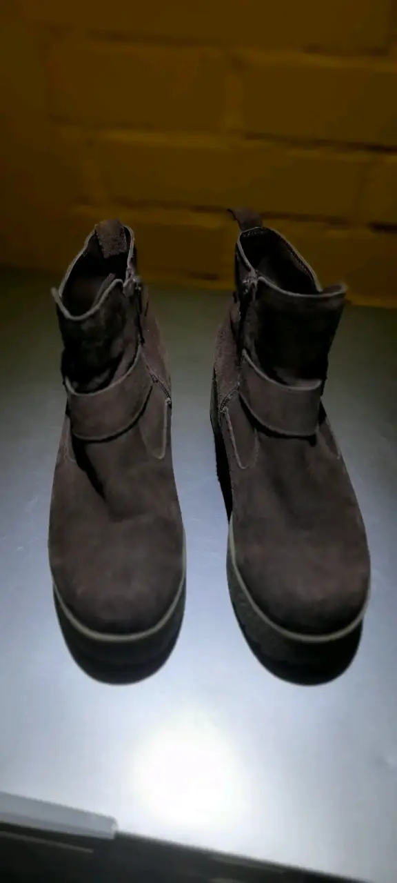 Botines de gamuza marrón con plataforma - 5
