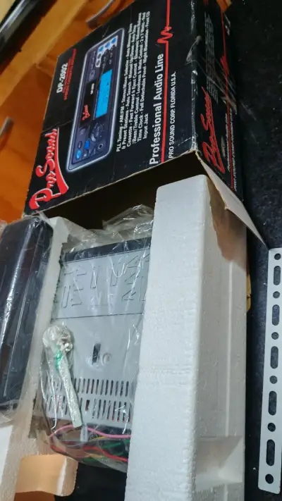 Reproductor de cassette estéreo Pro Sound DP-2002 - miniatura 4