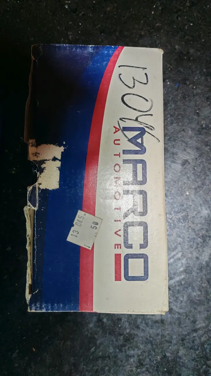 Bocina de auto Marco T8 negra