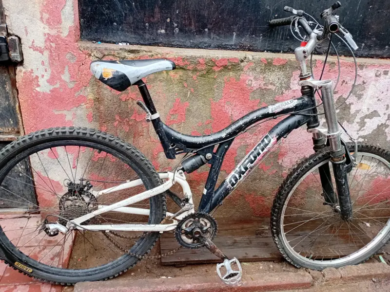 Bicicleta de montaña Oxford Emerald usada
