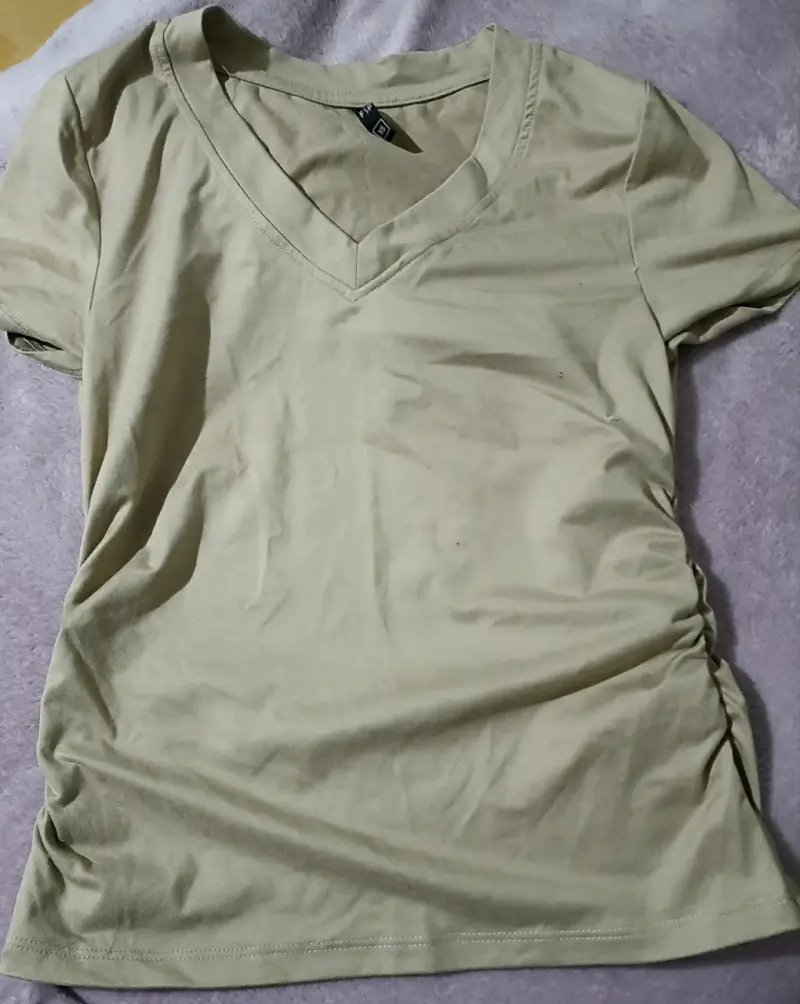 Lote de poleras y tops para mujer en varios estilos - 6