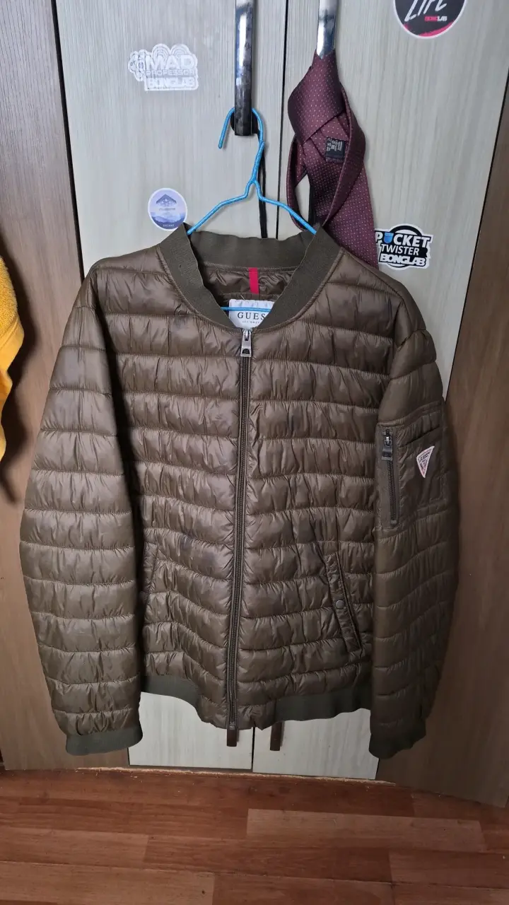 Chaqueta acolchada Guess verde oliva - 1