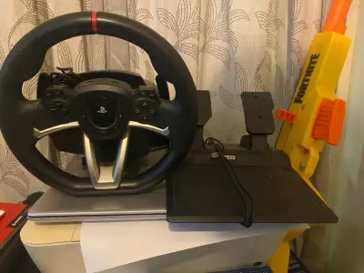 Volante de Carreras con Pedales para PlayStation - miniatura 1
