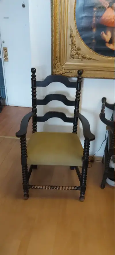 Dos Sillas  peruanas mediados siglo XX - miniatura 2