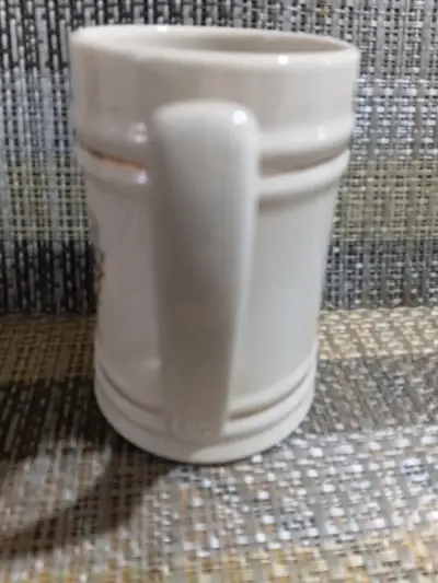 Taza de cerámica con diseño vintage - miniatura 2