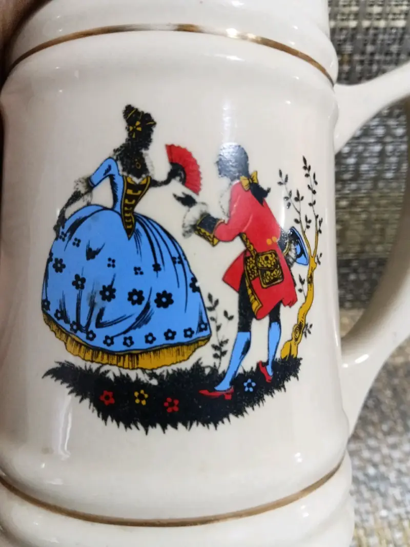 Taza de cerámica con diseño vintage - 5