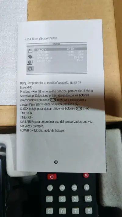 Televisor portátil TFT LCD 8 pulgadas MacroTel - miniatura 2