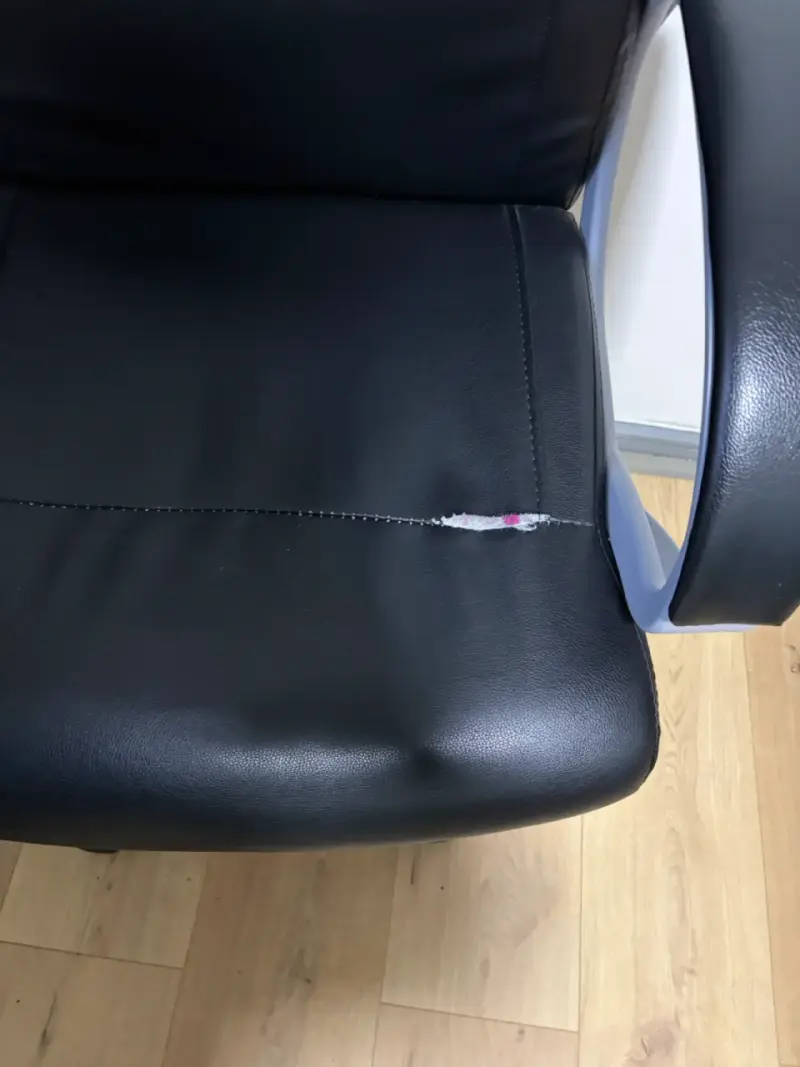 Silla de oficina ergonómica con detalles de u - 3