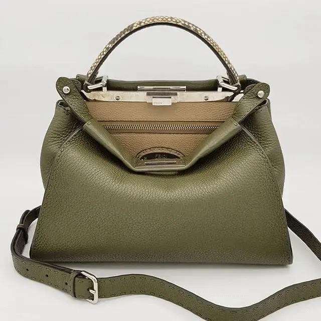 Bolso de cuero verde Fendi con asa y correa - 3